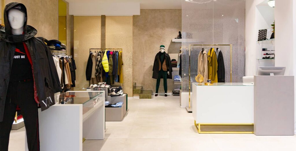 Negozio abbigliamento progettato e realizzato da Spettacolo Design