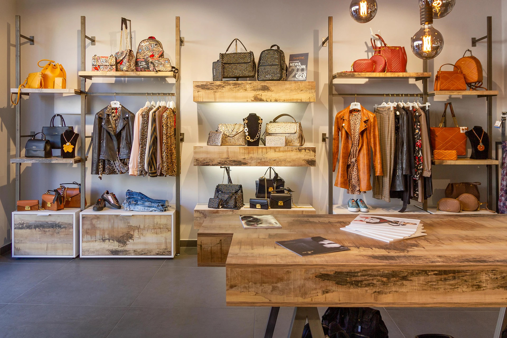 Scarpe, borse e accessori - Sagarrica Visconti